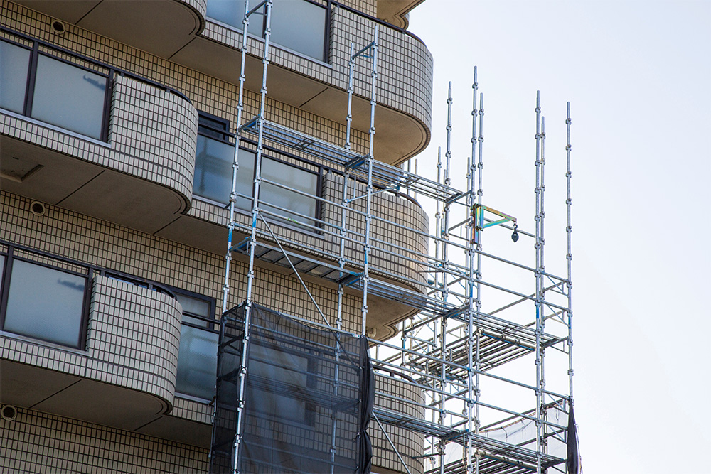 大規模修繕の修繕積立金はいくら必要？相場・不足対策・見直し術